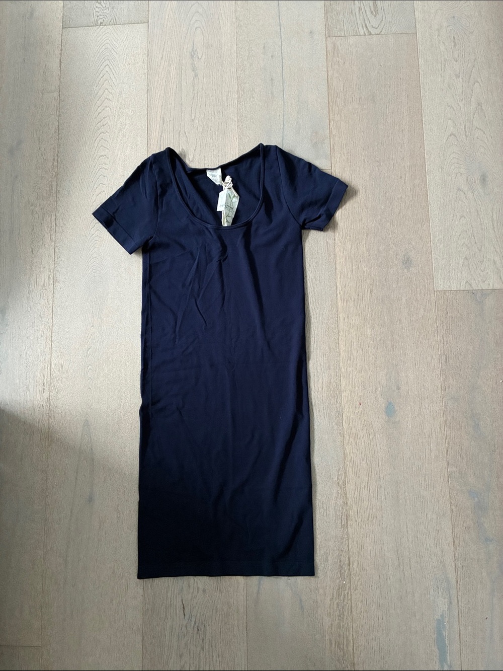 C’est Moi - Women’s Short Sleeve Scoop Neck Dress - Navy